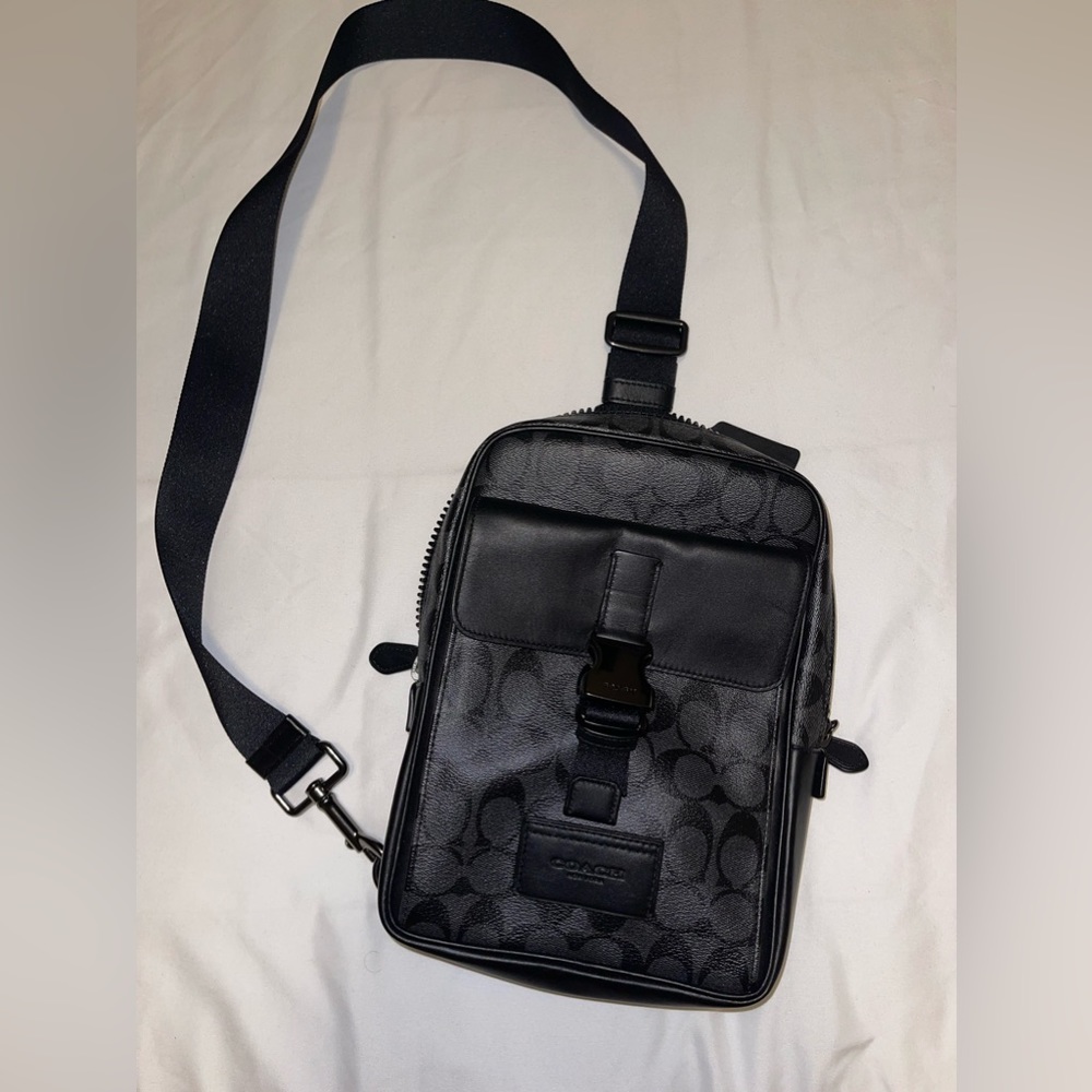 Coach bag men classic - track pack - worn once